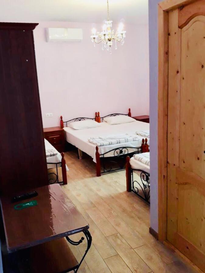 Anna-Saria Guest House ガグラ エクステリア 写真